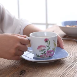 VEWEET 30-teilig Porzellan Tafelservice, Serie 'Hannah', Kombiservice Für 6 Personen, Blau Mit Floral Dekoration 19 VEWEET 30-teilig Porzellan Tafelservice, Serie 'Hannah', Kombiservice Für 6 Personen, Blau Mit Floral Dekoration -Küchenutensilien Laden 01ca54d28f2d61fe3520678710e8ef34