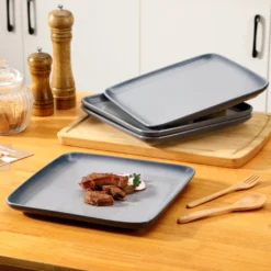 LOVECASA Tafelservice, 4-tlg Set Quadratische Speiseteller Aus Steingut, Flachteller, Frühstücksteller Für 4 Personen, Grau 16 LOVECASA Tafelservice, 4-tlg Set Quadratische Speiseteller Aus Steingut, Flachteller, Frühstücksteller Für 4 Personen, Grau -Küchenutensilien Laden 041d294c23f8319ec4ae20e1c816dca9