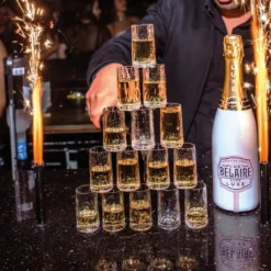 Koziol - Superglas Club No. 07 Schnapsglas 40 Ml 4er Set -Küchenutensilien Laden 04bc15c11d60a7b75779b4d5ecbb660d