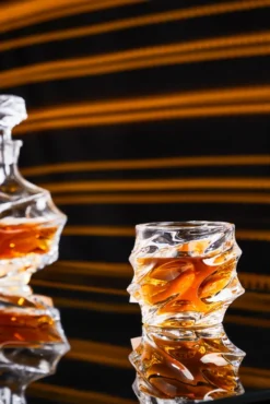 Echos Whiskyset | Whiskygläser | 7-Teiliges Whiskeyset | Geschenkset -Küchenutensilien Laden 0b313f9c67ba04d750e27c7ff03f1cb2