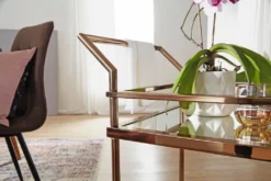 WOHNLING Design Servierwagen Dunkles Gold 2 Ebenen Mit Bremsen | Beistelltisch Auf Rollen | Speisewagen Mit Glasplatte | Küchenwagen | Teewagen 11 WOHNLING Design Servierwagen Dunkles Gold 2 Ebenen Mit Bremsen | Beistelltisch Auf Rollen | Speisewagen Mit Glasplatte | Küchenwagen | Teewagen -Küchenutensilien Laden 74785294259905bb280f693d8c8e3772