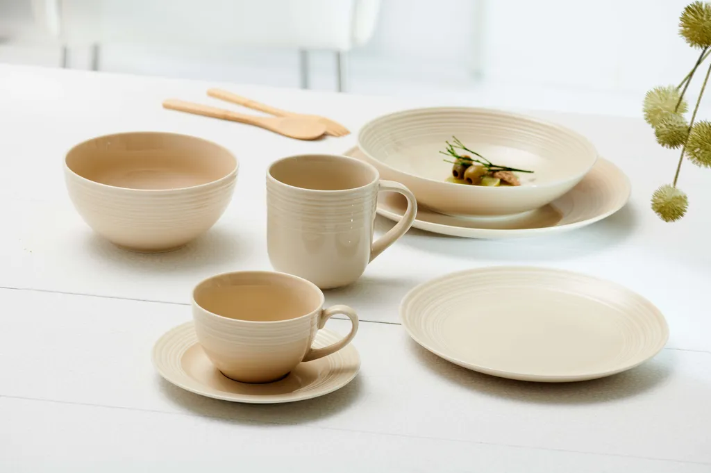 Tafelservice 12 Tlg. Levi Creme 3 Tafelservice 12 Tlg. Levi Creme