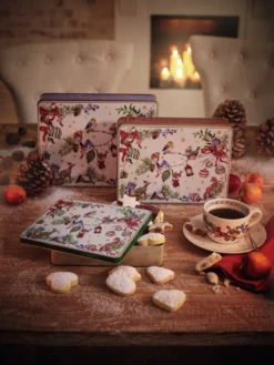 Hutschenreuther Xmas Weihnachtslieder 3 Plätzchendosen Leise Rieselt Der Schnee 2022 7 Hutschenreuther Xmas Weihnachtslieder 3 Plätzchendosen Leise Rieselt Der Schnee 2022 -Küchenutensilien Laden a469ae1ac29c8889b79c7b06c196e76b