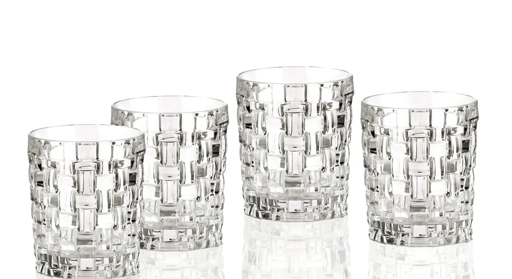 Nachtmann Whiskybecher Bossa Nova 330ml, Klar (4er Pack) 13 Nachtmann Whiskybecher Bossa Nova 330ml, Klar (4er Pack) – Bild 11