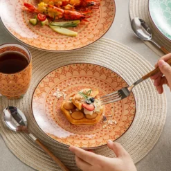 Vancasso Tafelservice Porzellan, Tulip Elegantes Geschirrset, 48 Teilig Kombiservice Mit Speiseteller, Dessertteller, Müslischalen Und Kaffeebecher Für 12 Personen -Küchenutensilien Laden b3b0d8ff2c226742468b80ac5cb4ccb7