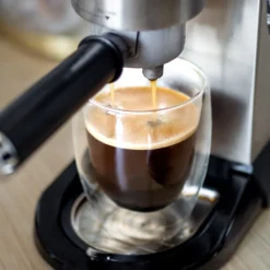 Wessper Doppelwandig Kaffeegläser Mit Henkel, 6 Stück X 350 Ml, Großes Hitzebeständiges Doppelwandglas, Thermogläser, Kaffeegläser Temperaturbeständig Mokkatassen, Teegläser, Latte Machiatto Gläser -Küchenutensilien Laden d902126045a67deade7db3d62e8317c6