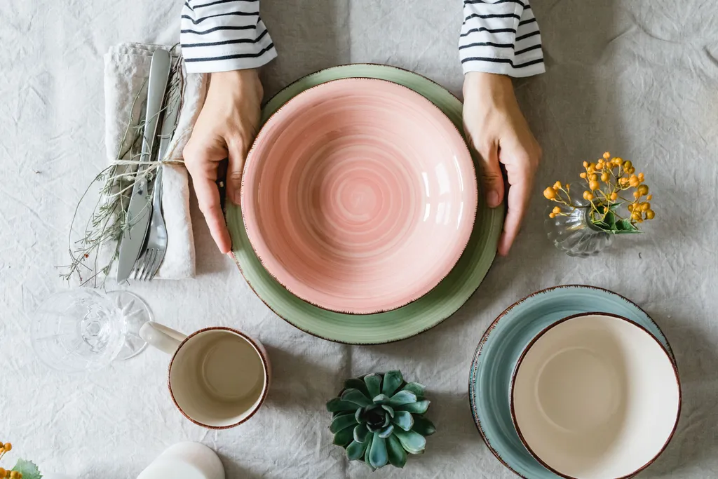 Mäser 931601 Frühstücksset Lumaca Für 6 Personen, Steingut, Dunkelblau (1 Set, 18-teilig) 9 Mäser 931601 Frühstücksset Lumaca Für 6 Personen, Steingut, Dunkelblau (1 Set, 18-teilig) – Bild 7