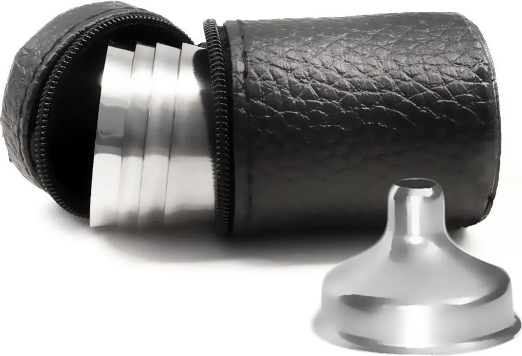 Outdoor Saxx® - 8-Teiliges Edelstahl-Becher Set, 6 Unzerbrechliche Schnaps-Becher, Schnaps-Gläser Aus Metall, Metall-Becher Mit Einfüll-Trichter Und Leder-Tasche, Ideales Flachmann-Zubehör 5 Outdoor Saxx® - 8-Teiliges Edelstahl-Becher Set, 6 Unzerbrechliche Schnaps-Becher, Schnaps-Gläser Aus Metall, Metall-Becher Mit Einfüll-Trichter Und Leder-Tasche, Ideales Flachmann-Zubehör – Bild 3